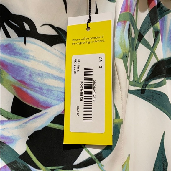 Karen Millen - Picture 3 of 3